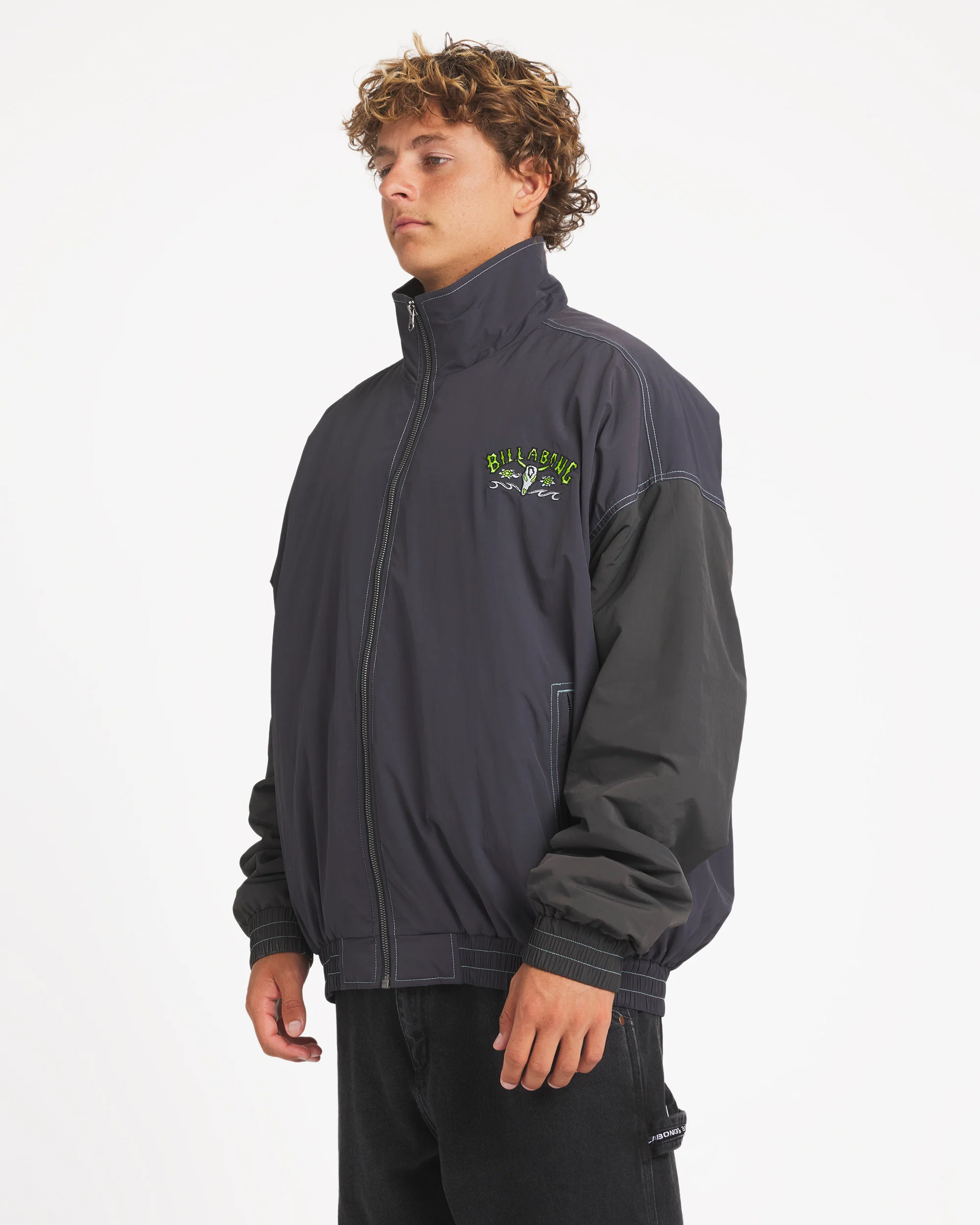 Thumbnail 3